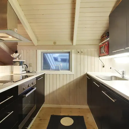 Alruna - 150m From The Sea By Interhome